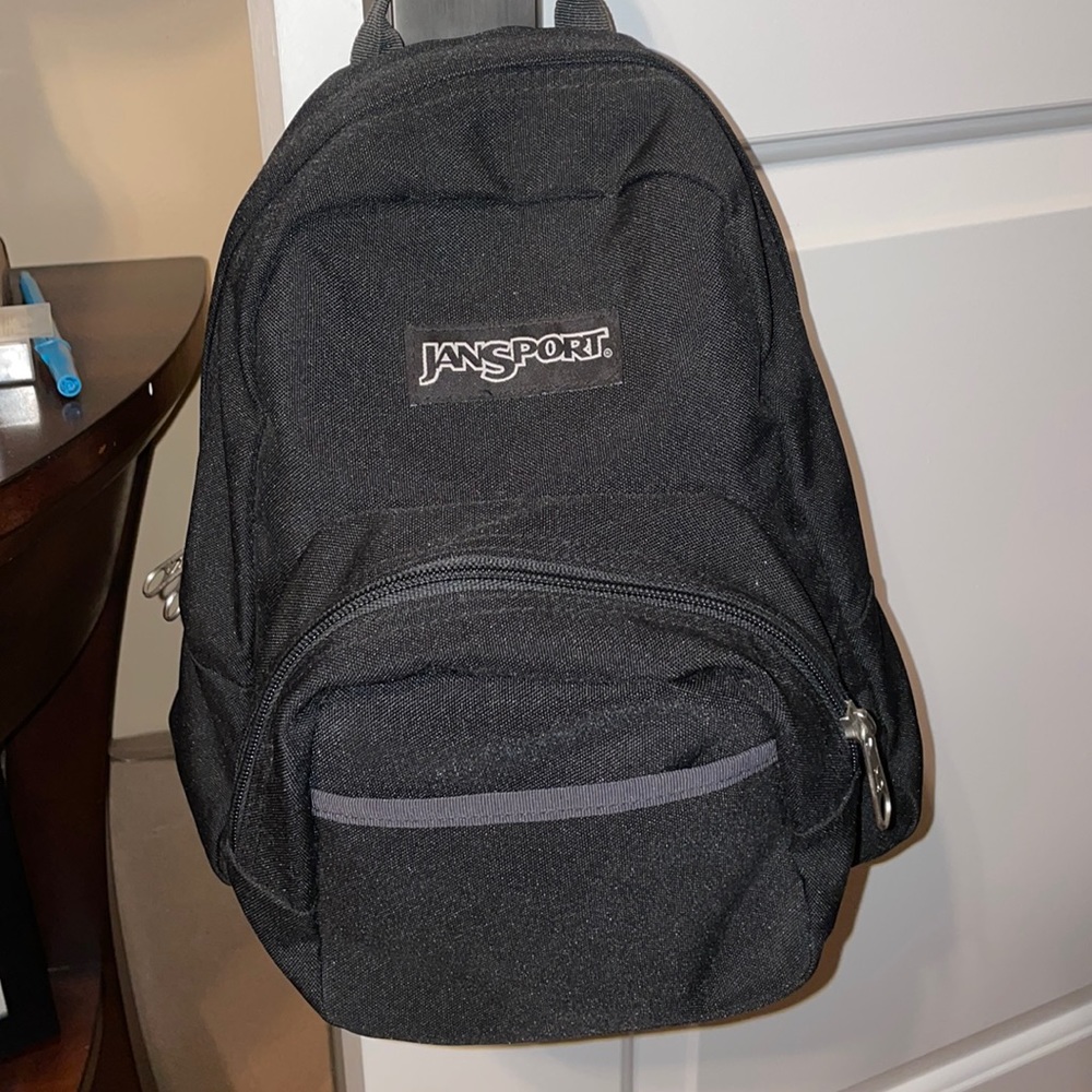 Jansport backpack (small). Great condition used 1-2x